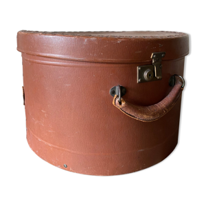 Boîte à chapeau vintage des années