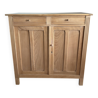 Superb and authentic Parisian buffet