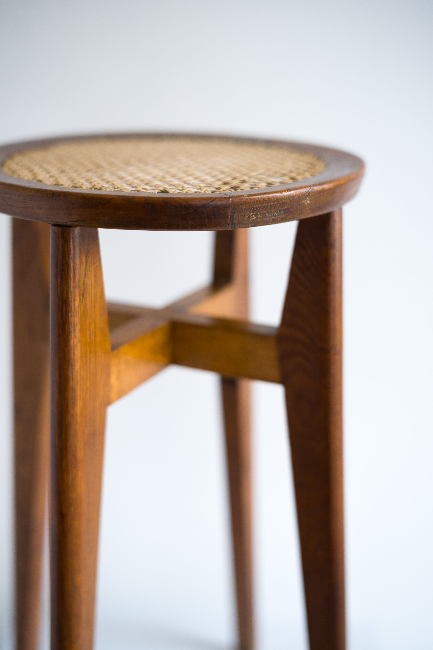 Oak stool and cannage
