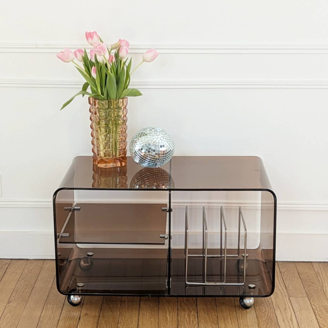 Hi-fi table, Michel Dumas