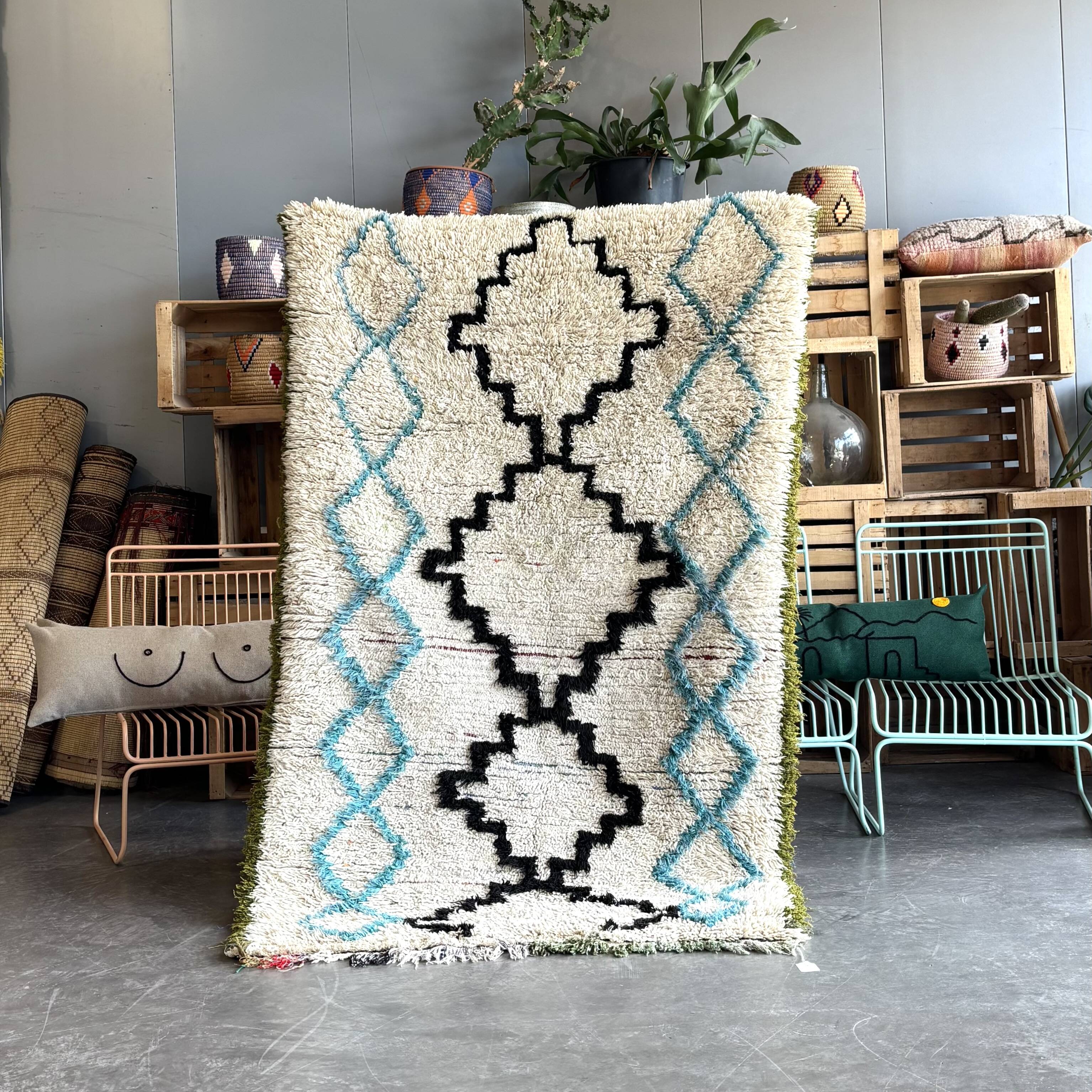 Moroccan arzilla berber rug