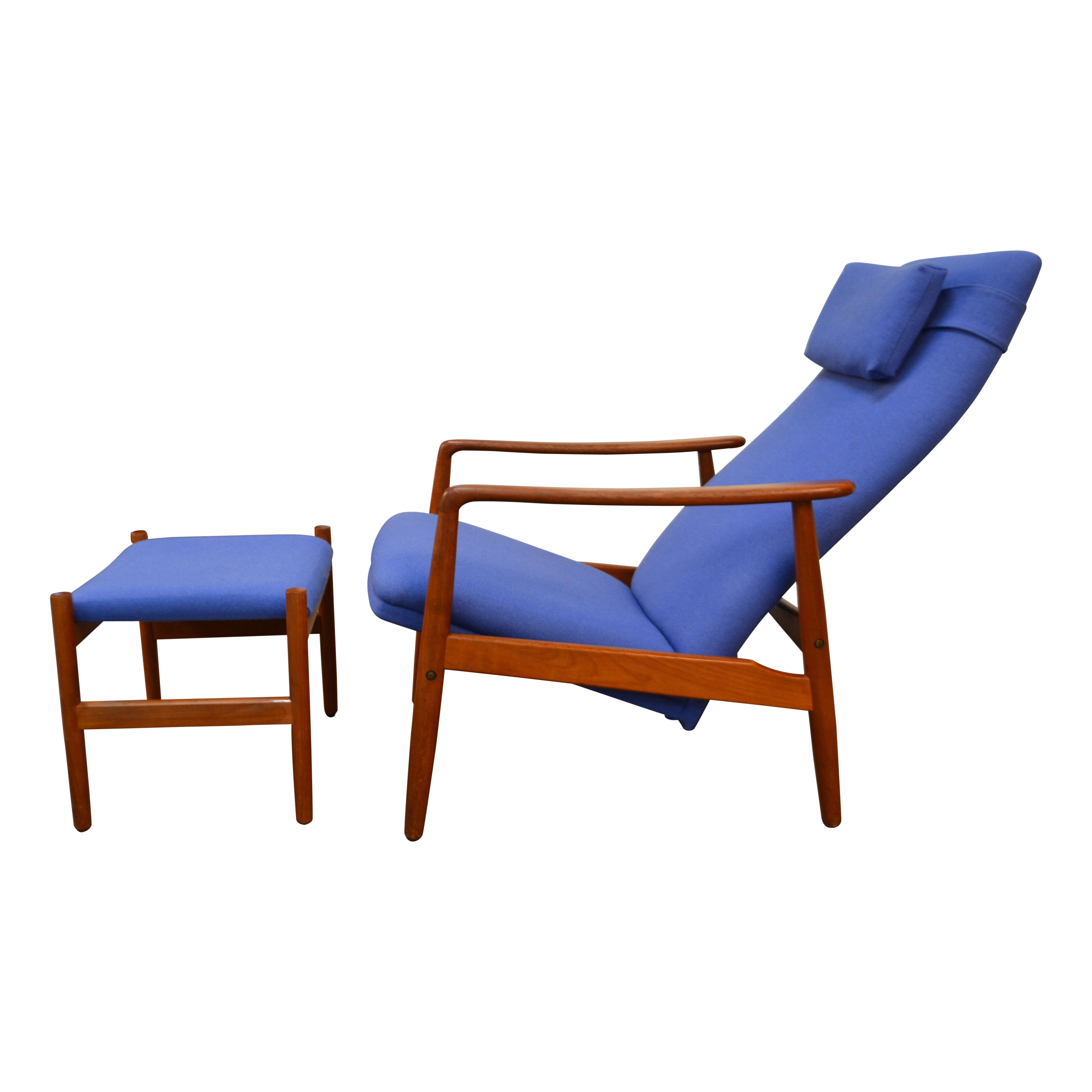 Vintage Danish design Søren Ladefoged teak loungechair and ottoman