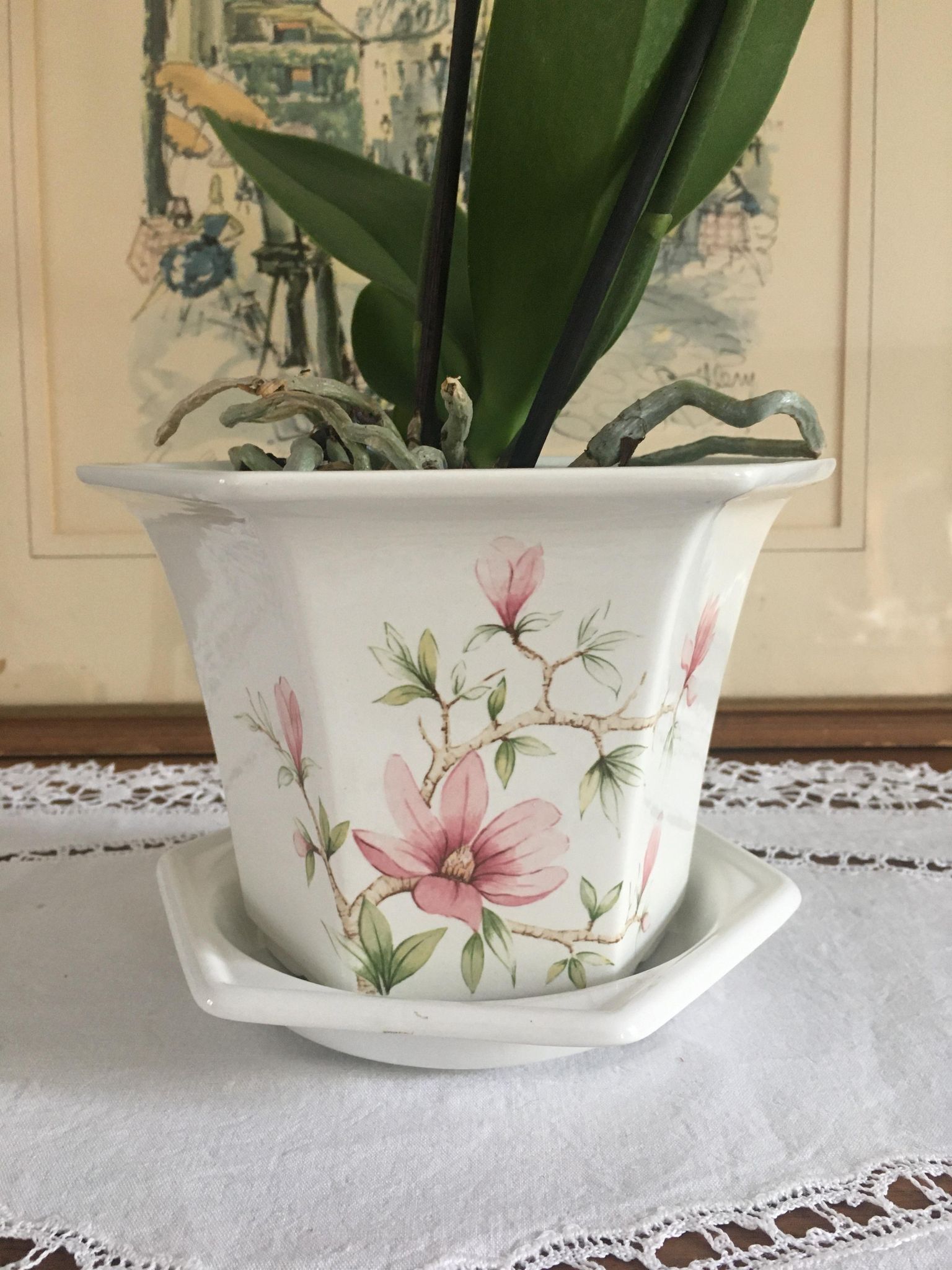 Vintage Pot Cover in English Ceramic