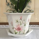 Vintage Pot Cover in English Ceramic