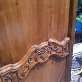 Cherry wood bonnet