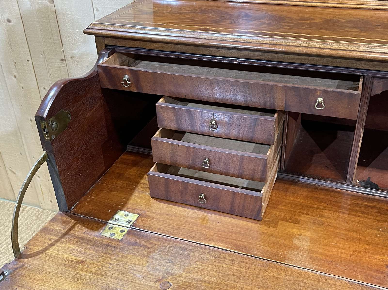 Nineteenth-century English mahogany scriban