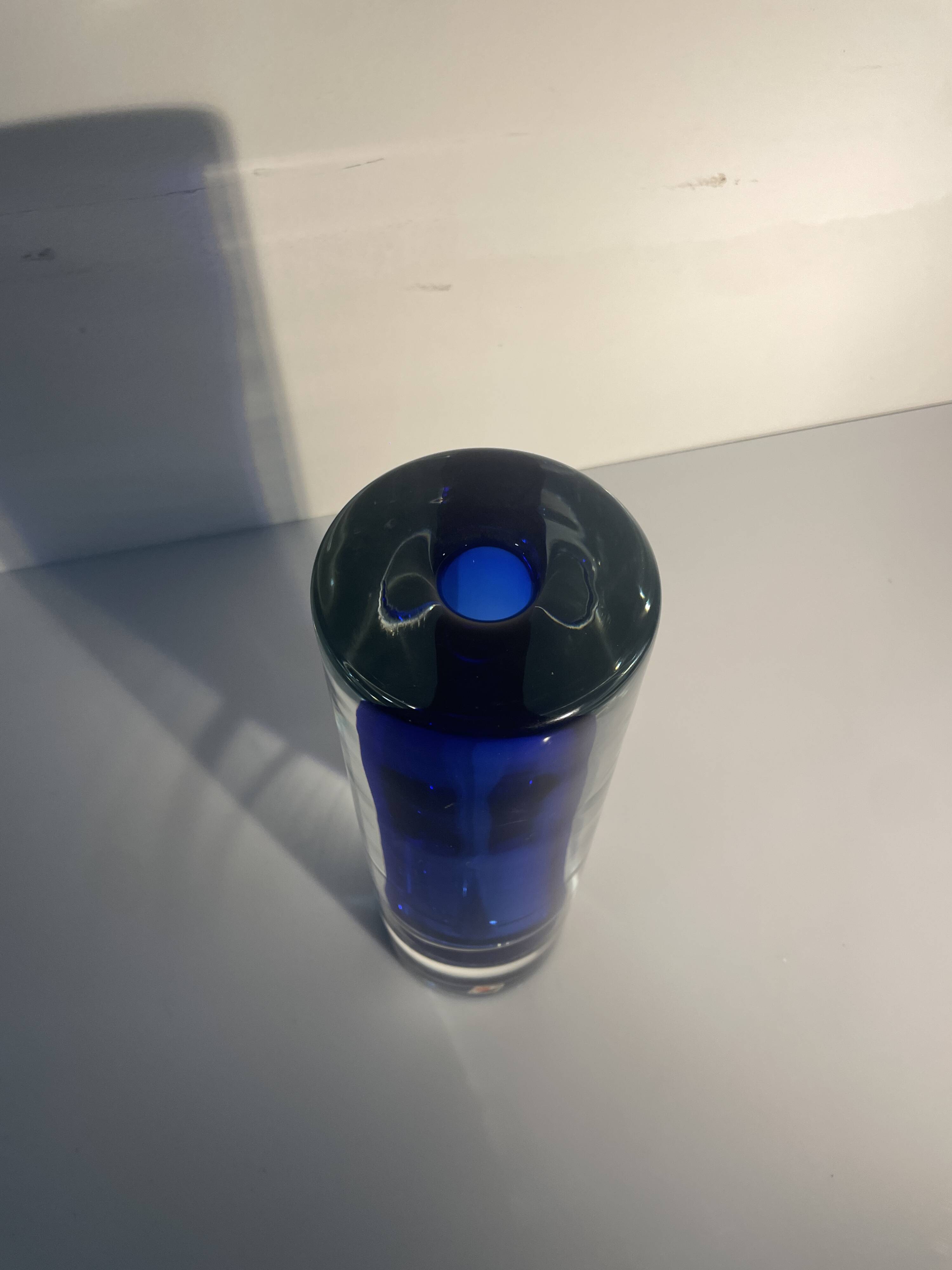 Glass vase