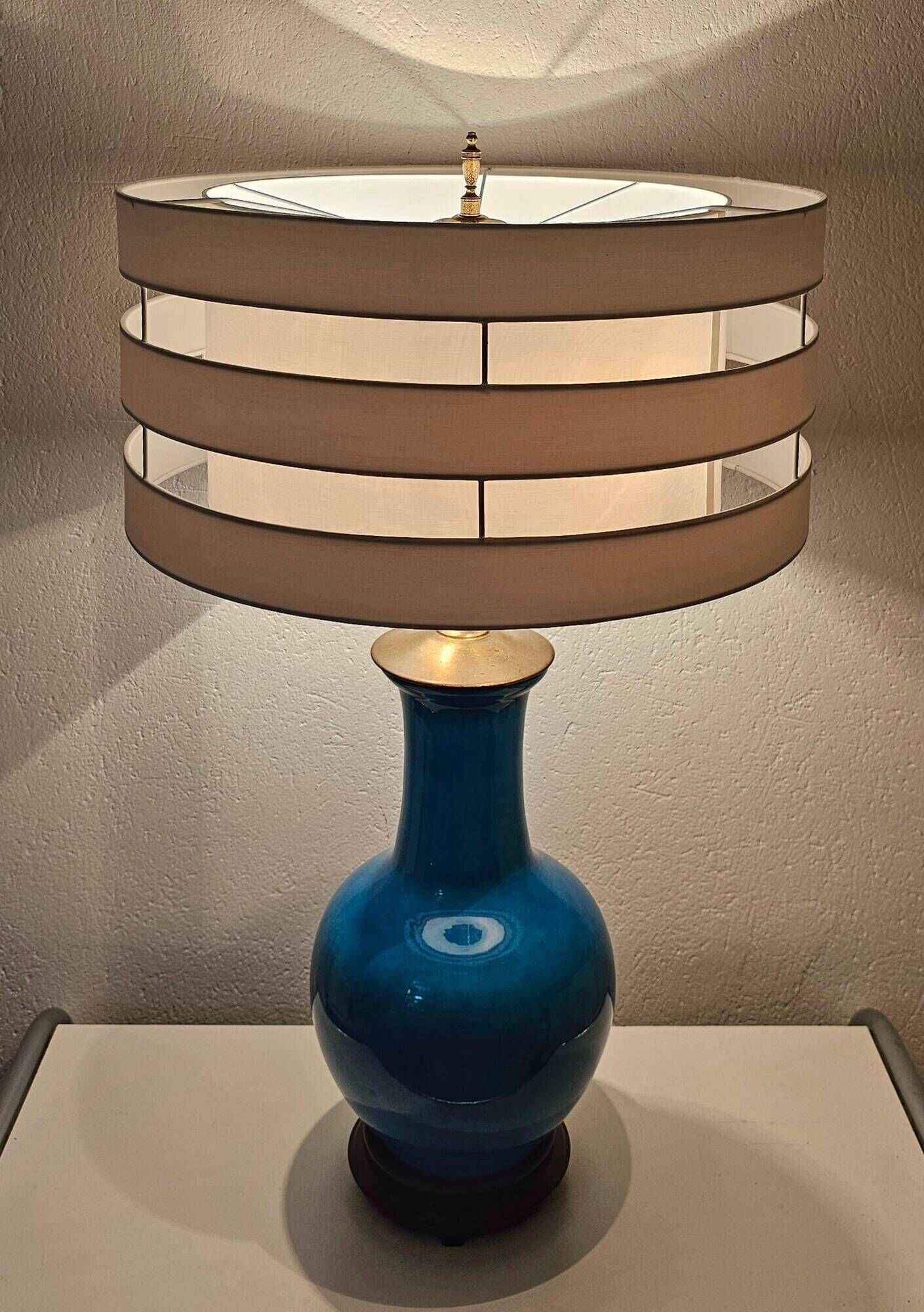 Mid-Century ceramic table lamp by Warren Kessler, 1950s.