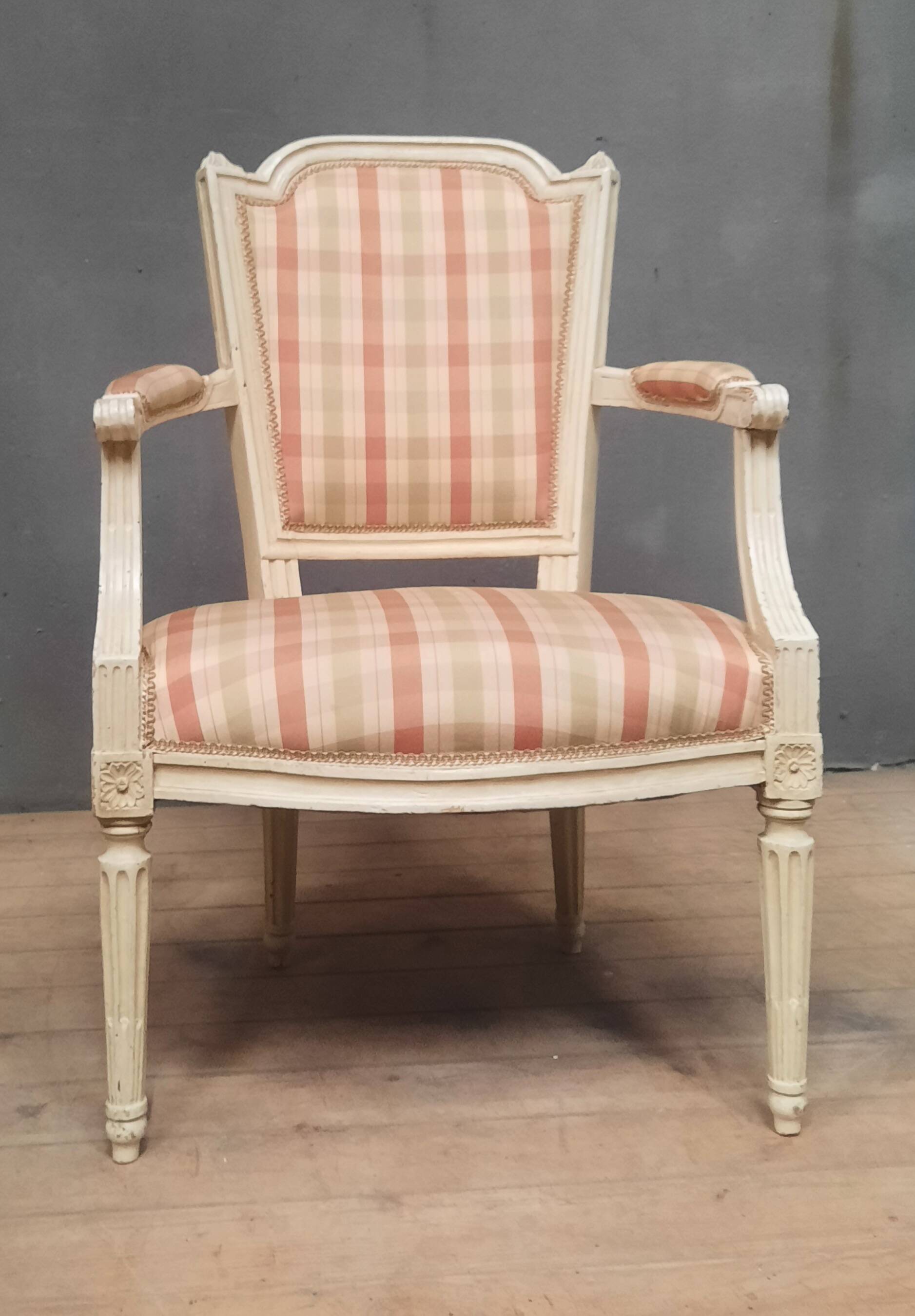 Lacquered armchair in the Louis XVI style