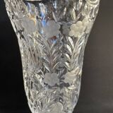 Polished and frosted molded crystal vase – Mid-20th century