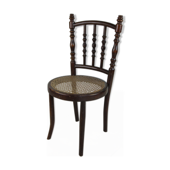Mundus child chair