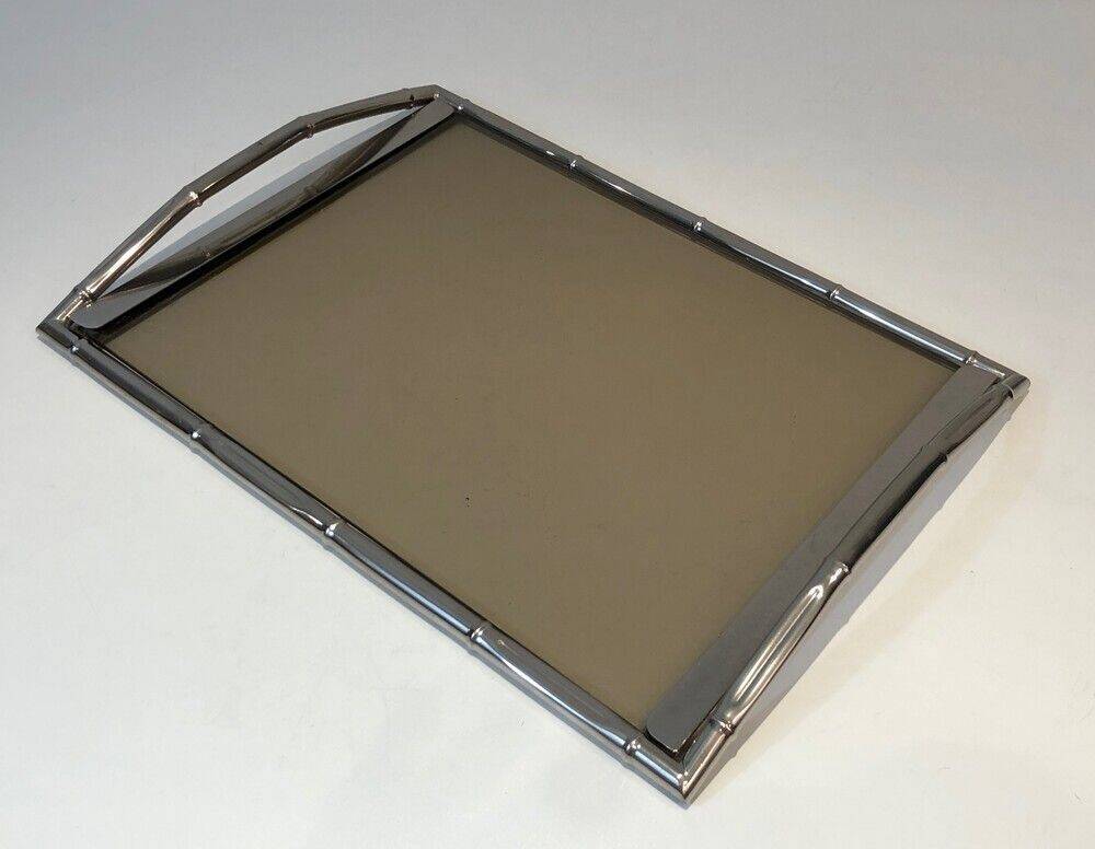 Plateau chromé façon faux-bamboo à plateau de verre fumé