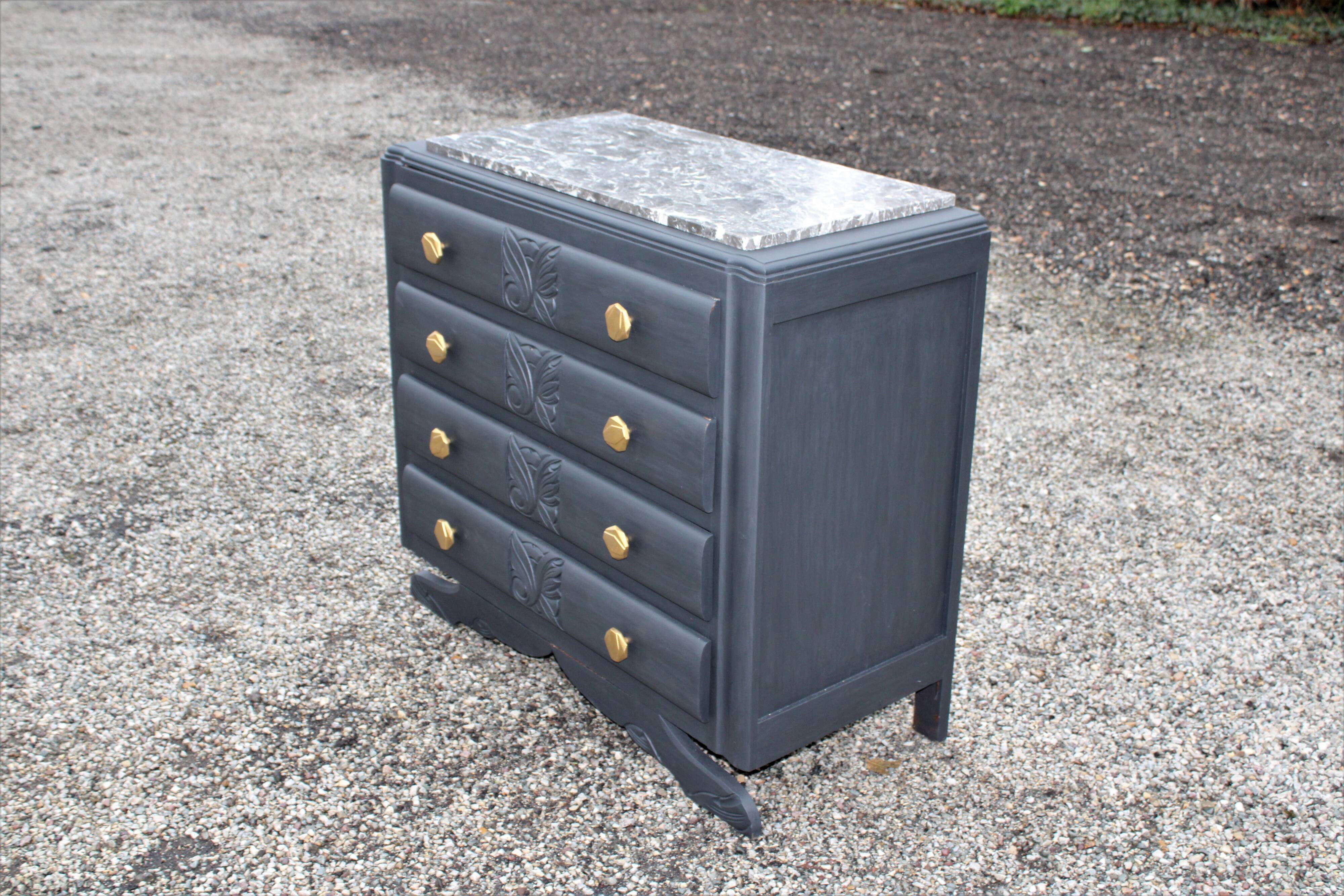 Art Deco chest of drawers
