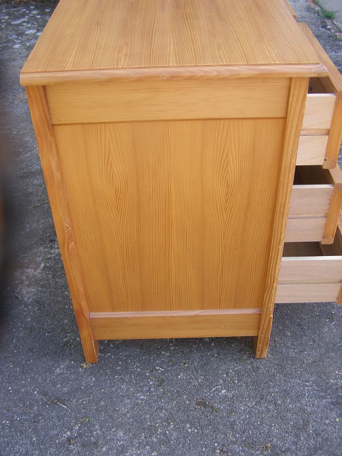 Solid wood chest of drawers 4 drawers