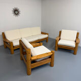 Canapé en pin massif et bouclette design scandinave des années 70