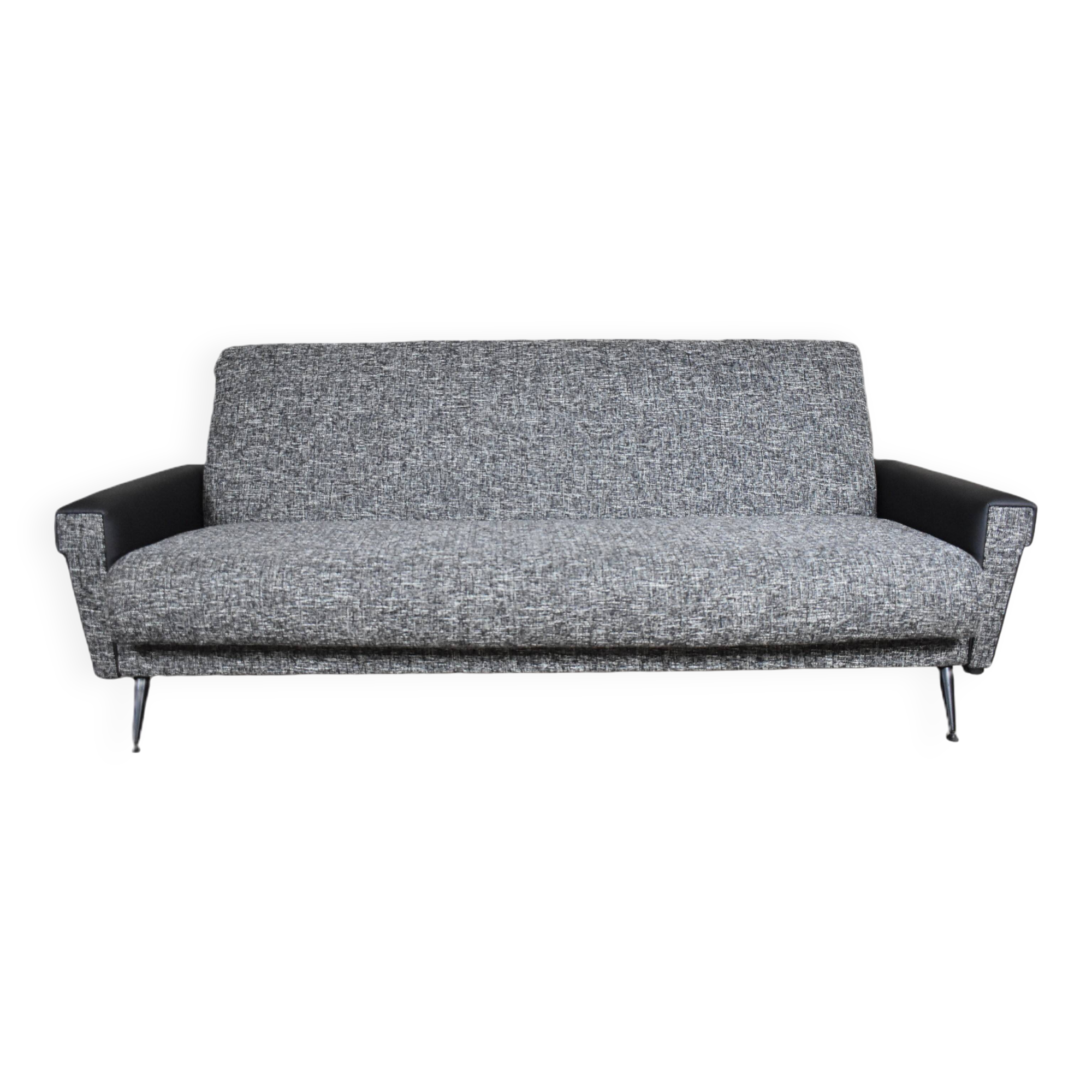 Un magnifique canapé pliant allemand des années 1960 après rénovation complète