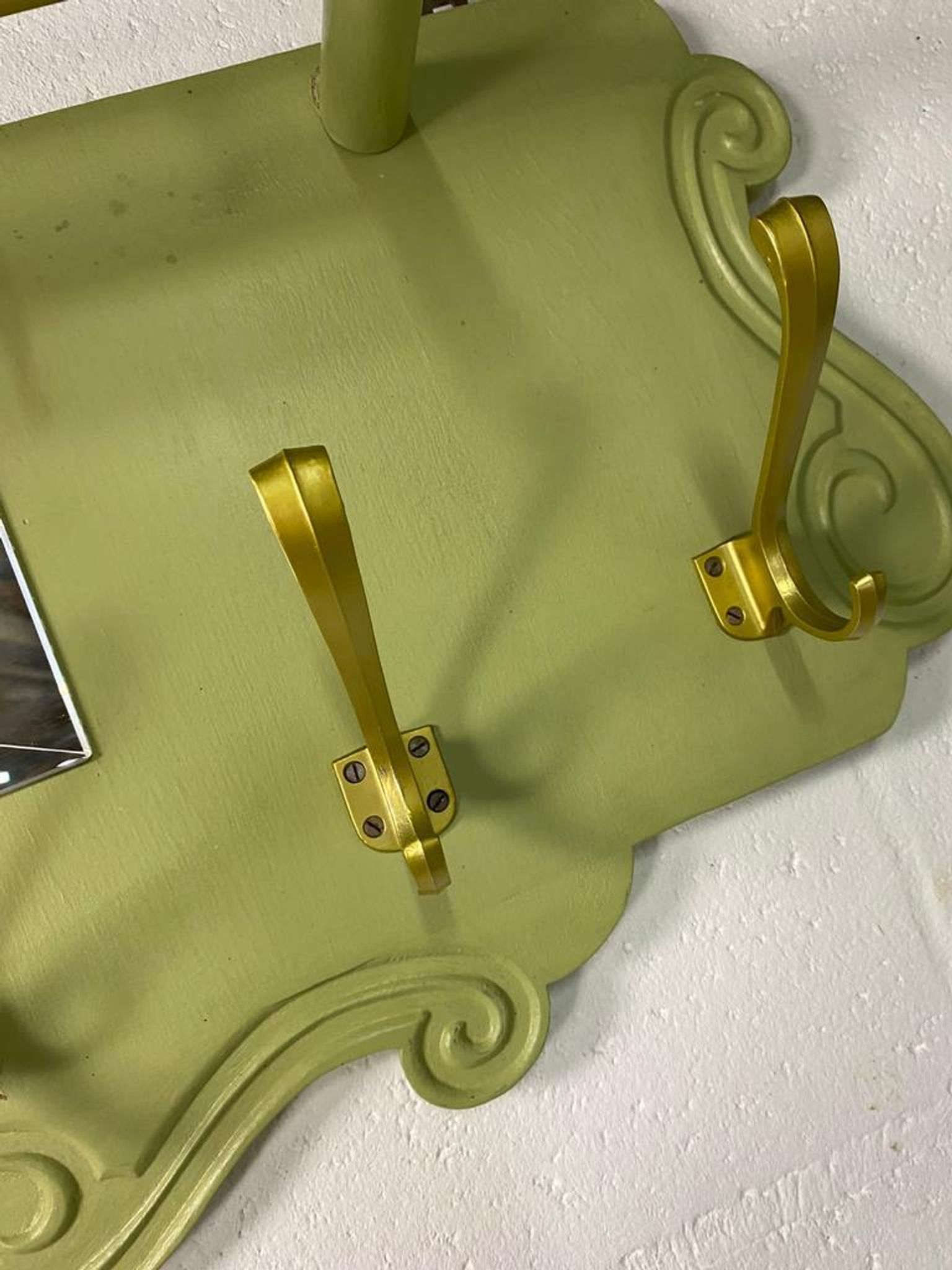 Portemanteau mural vintage vert olive avec miroir