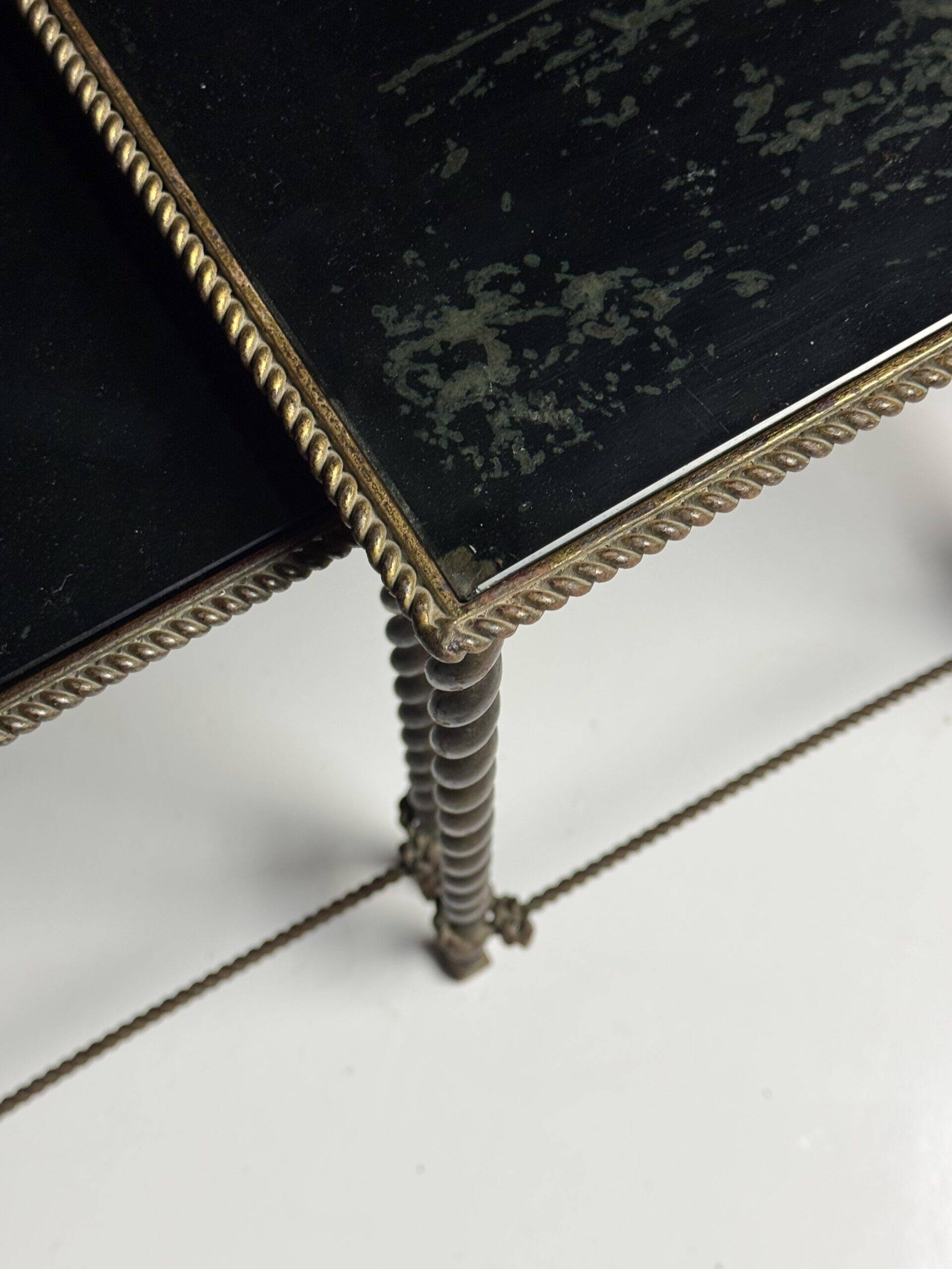 Rope nesting tables