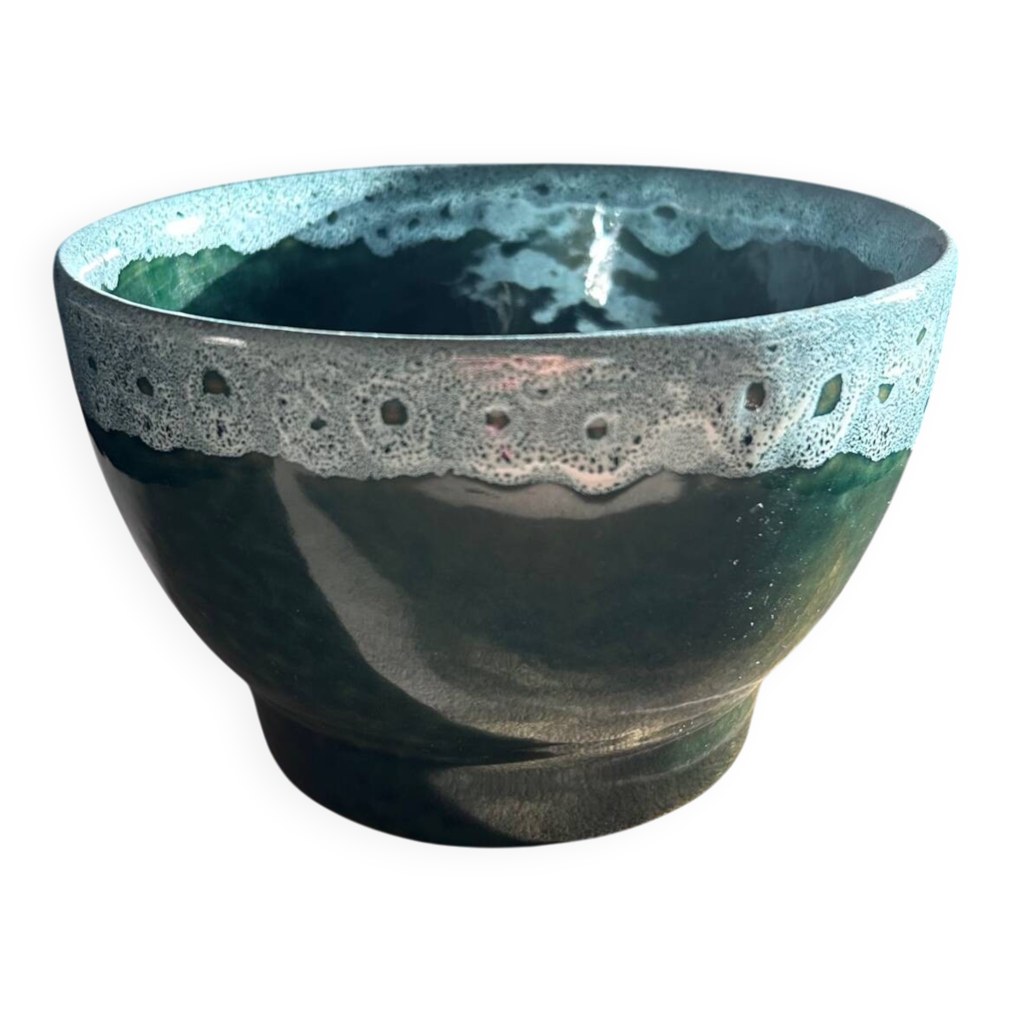 Green flowerpot with foam edging