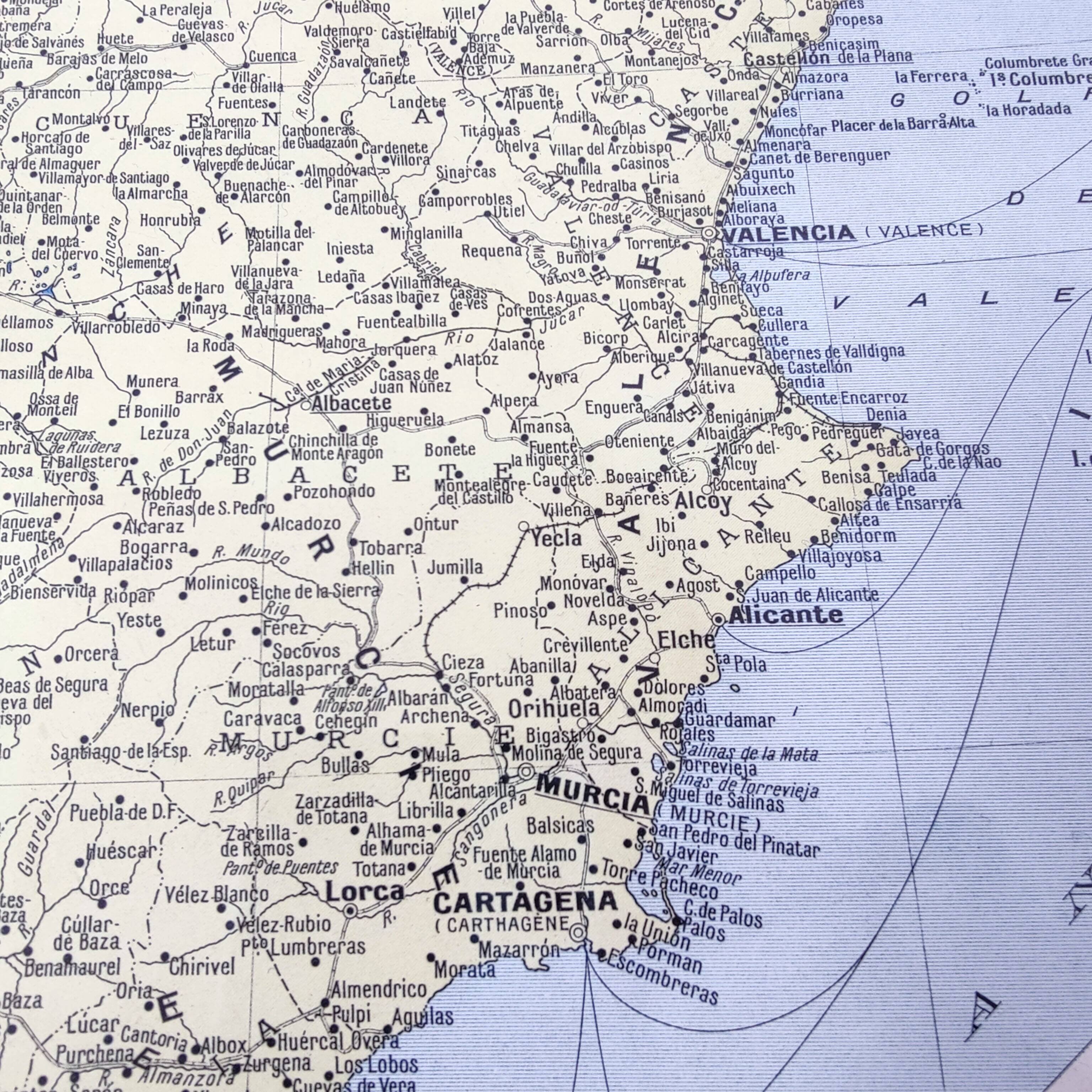 Spain and Portugal vintage map 43x43cm from 1950