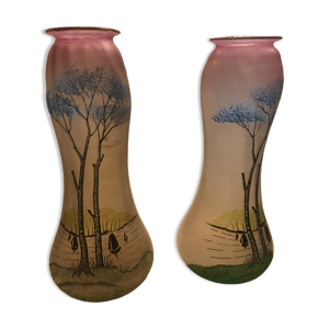 Paire de vases signe