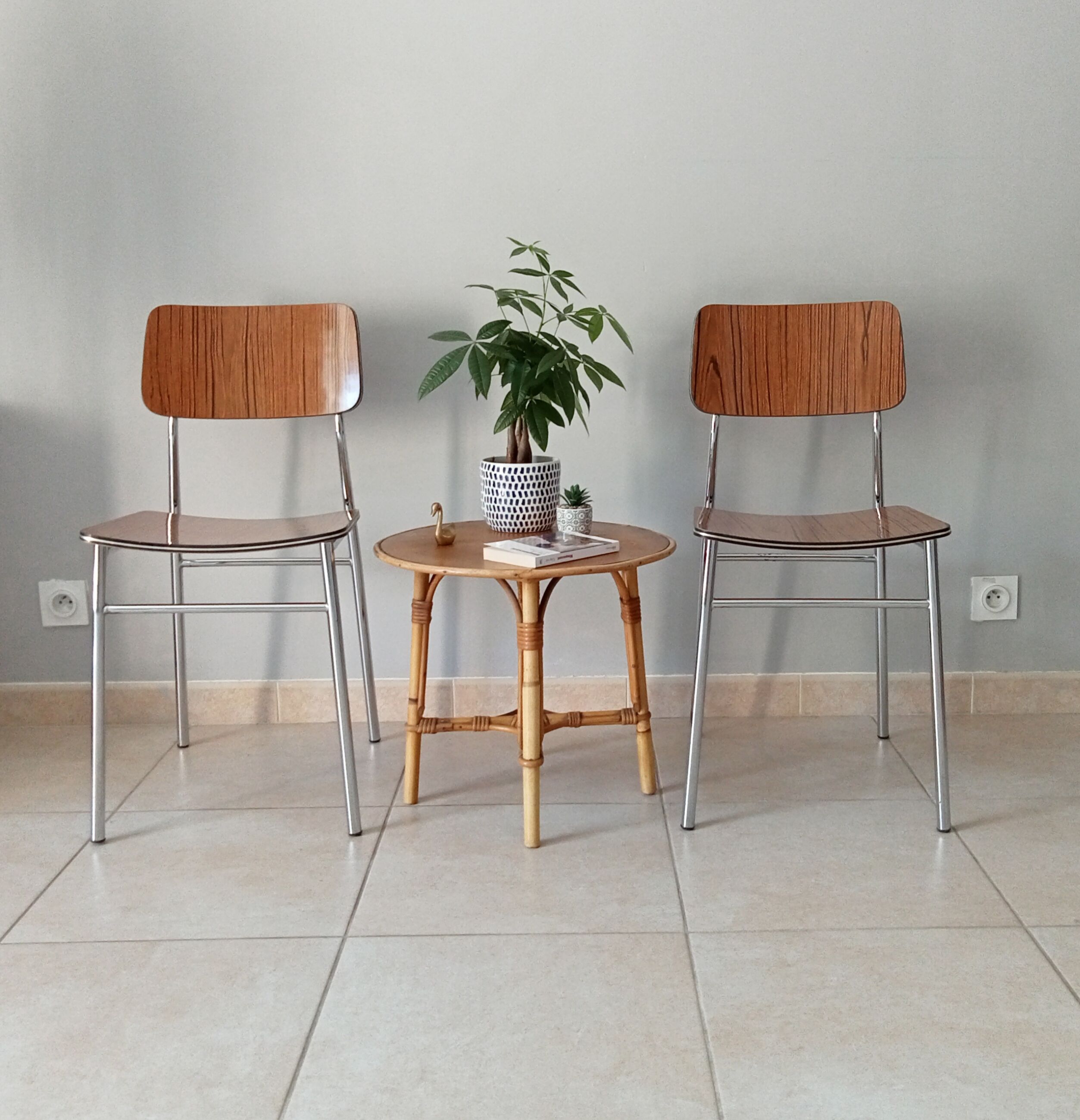Pair of chairs in formica 60s