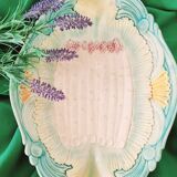 Rare and exquisite oval asparagus dish in Barbotine earthenware (majolica).