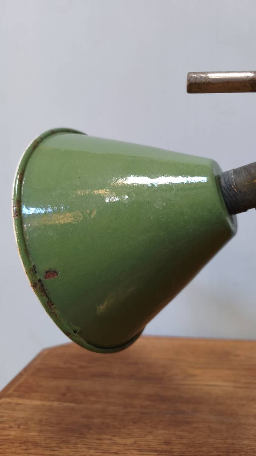 Vintage industrial desk lamp from the 1930s.