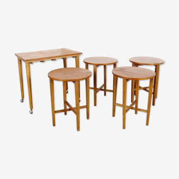 Tables gigognes tchécoslovaques des années 1960 par Poul Hundevad