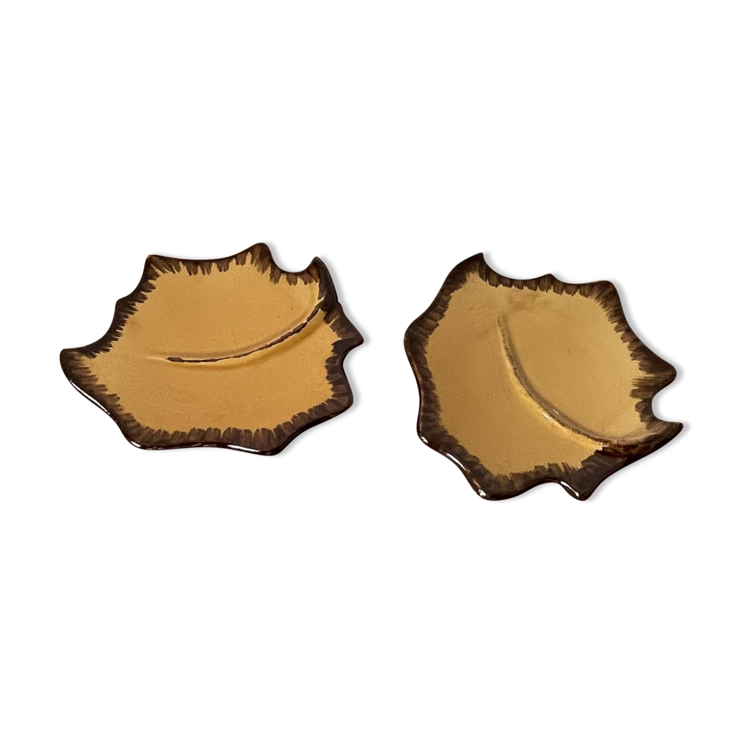 2 assiettes « feuille » céramique jaune