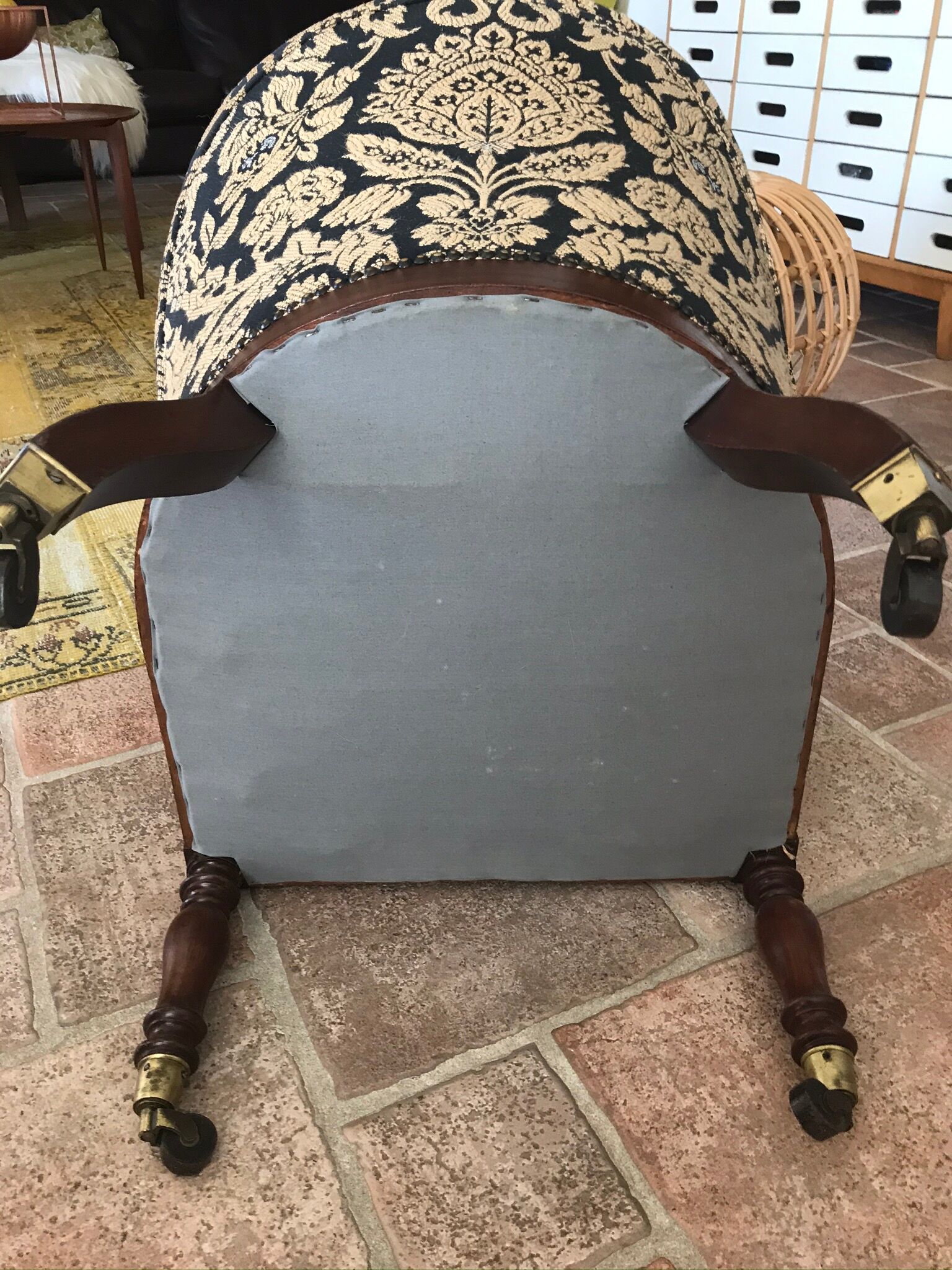 Restoration toad chair