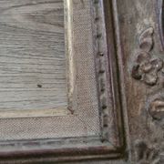Old gilded wooden frame with beige / vintage Marie Louise