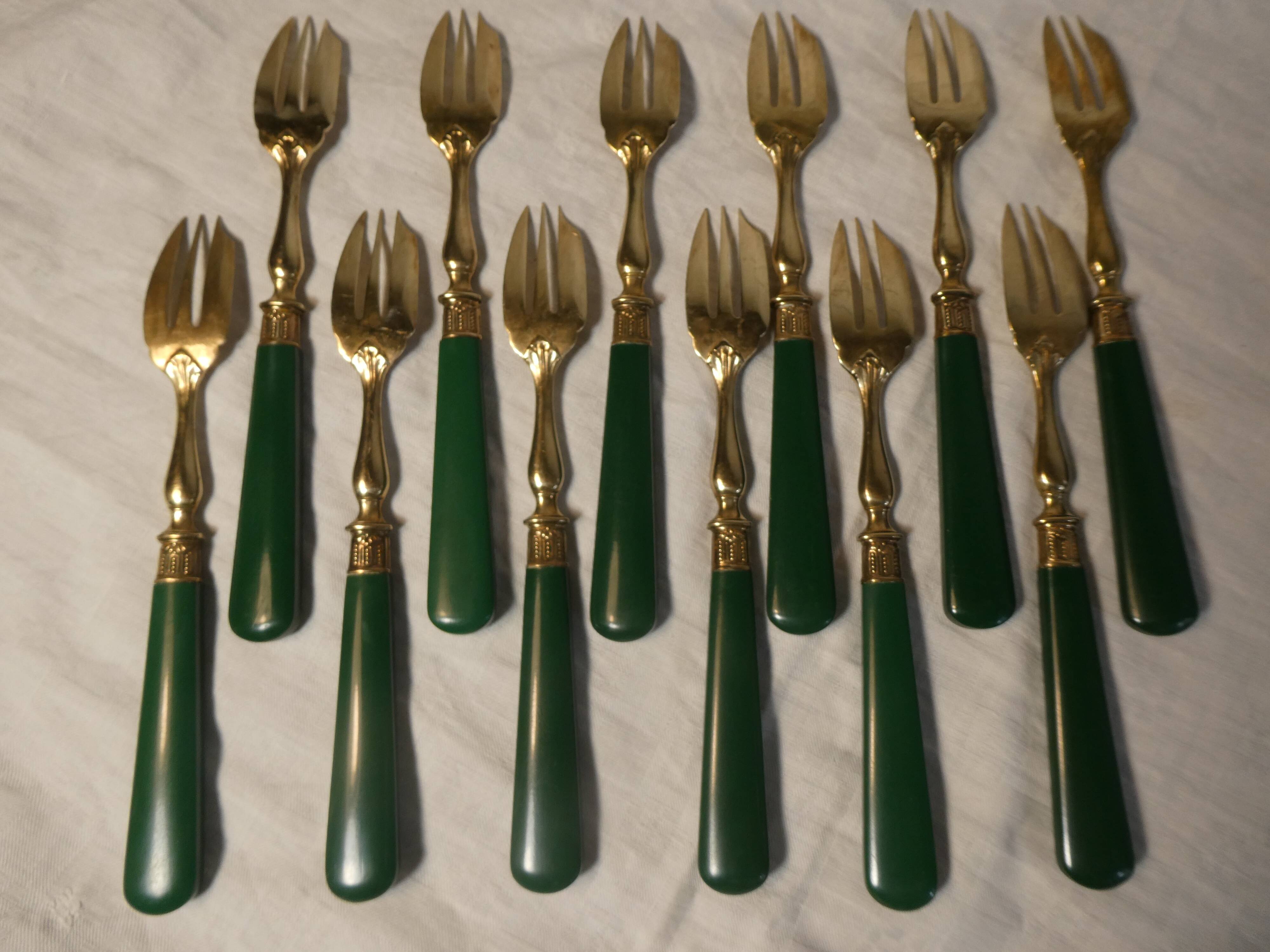 12 Dessert forks in their original box