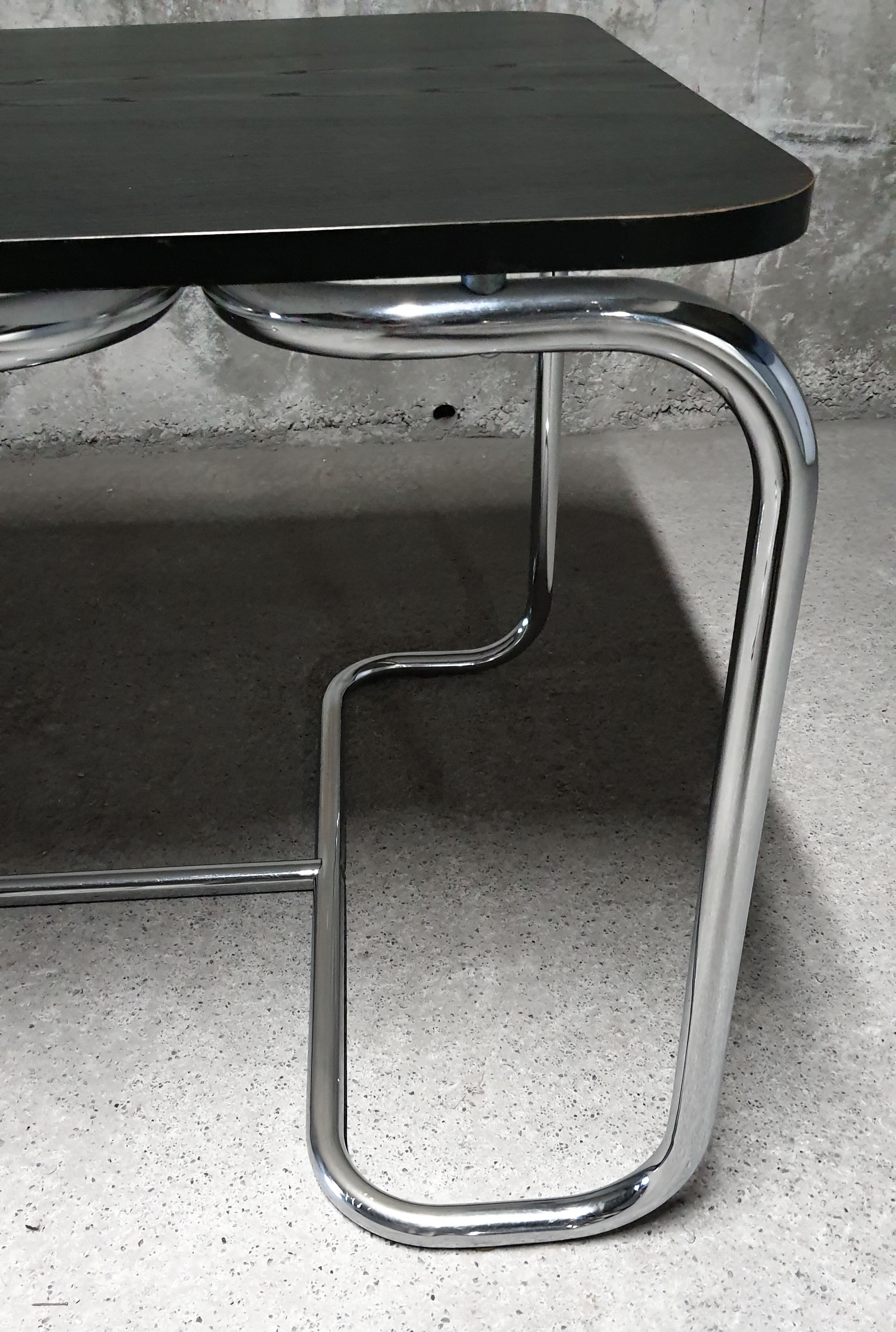 Modernist design dining table 1970/1980