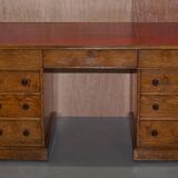 Rare oak partner's desk by Howard & Sons circa 1880 with leather.