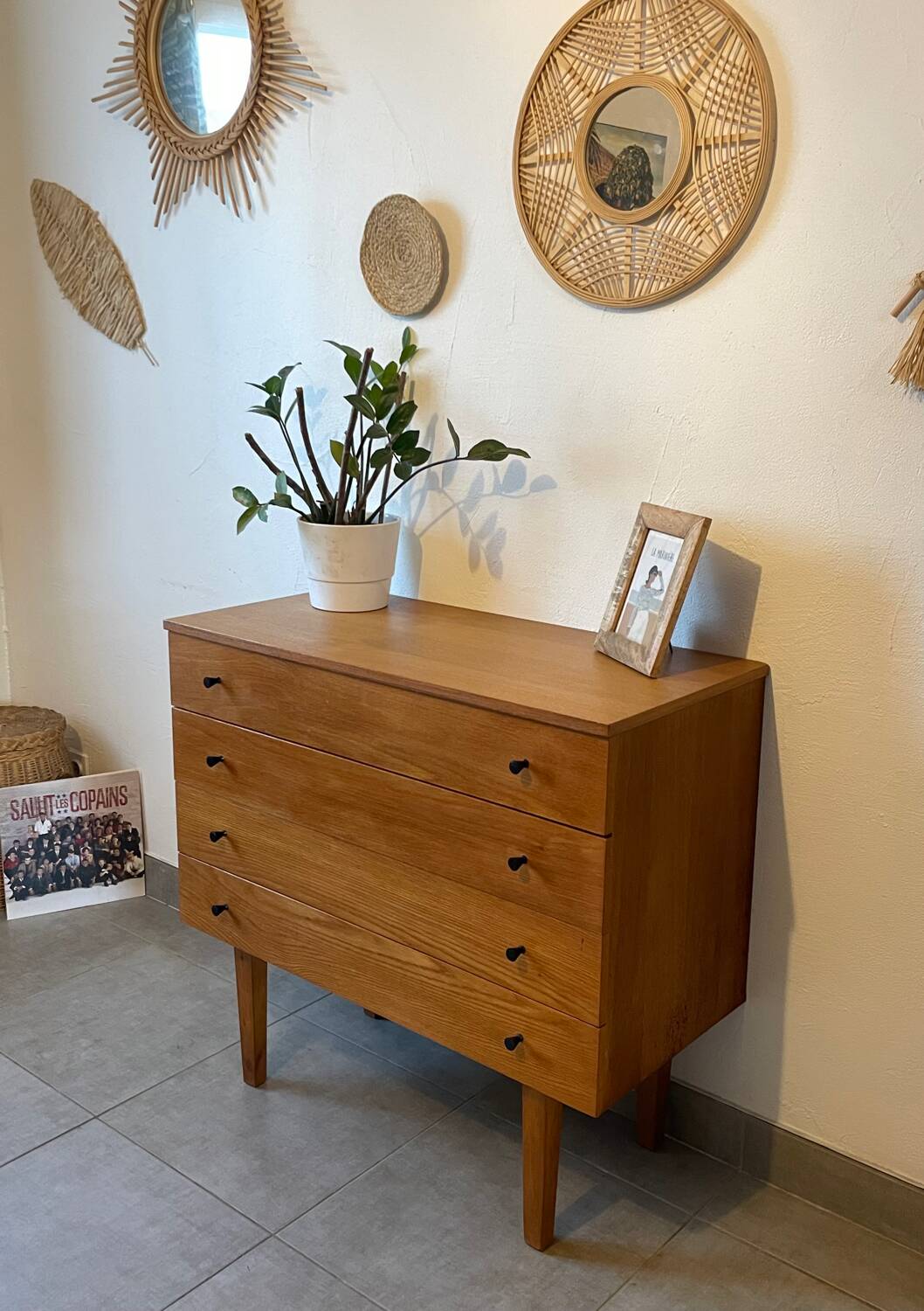 Vintage oak chest of drawers