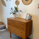Vintage oak chest of drawers