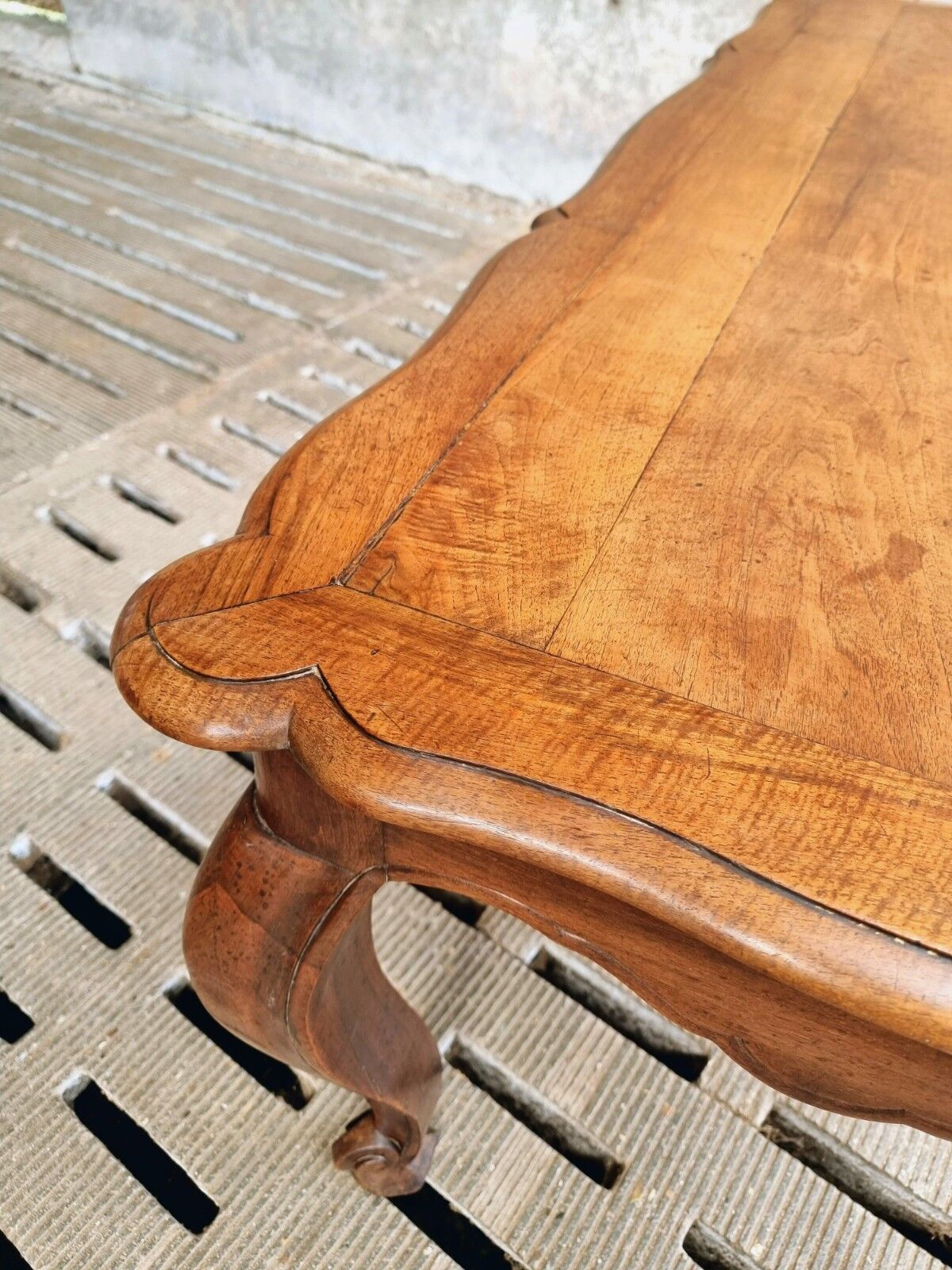 Table à manger, table d'appoint, bureau noyer 70x173cm