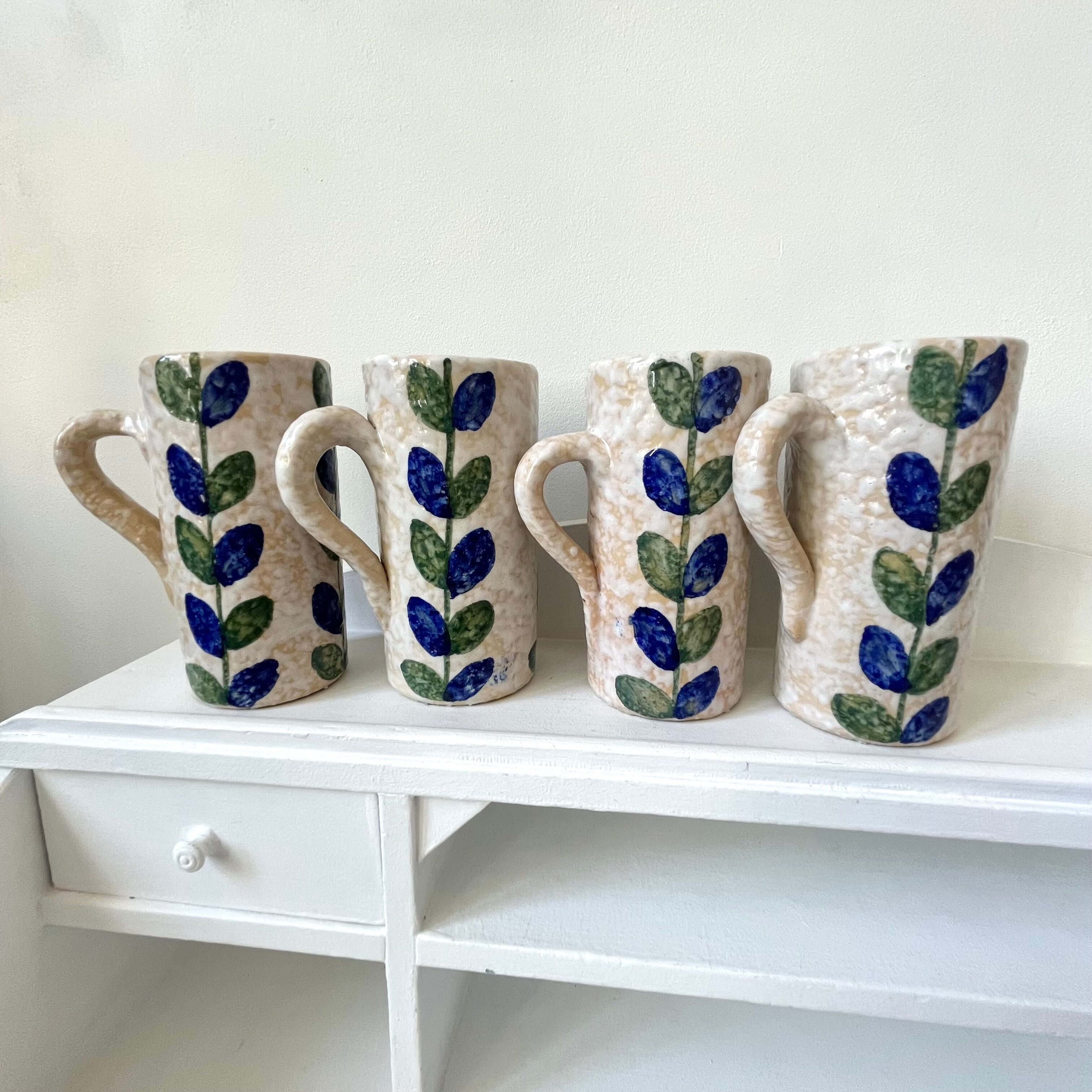 4 mugs stoneware flower decoration