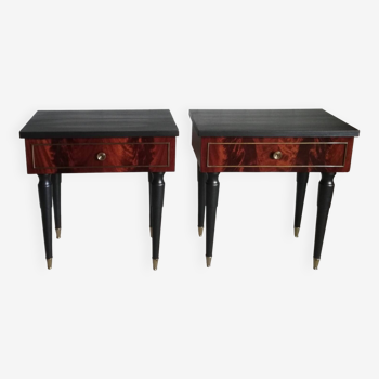 Paire de tables de chevet