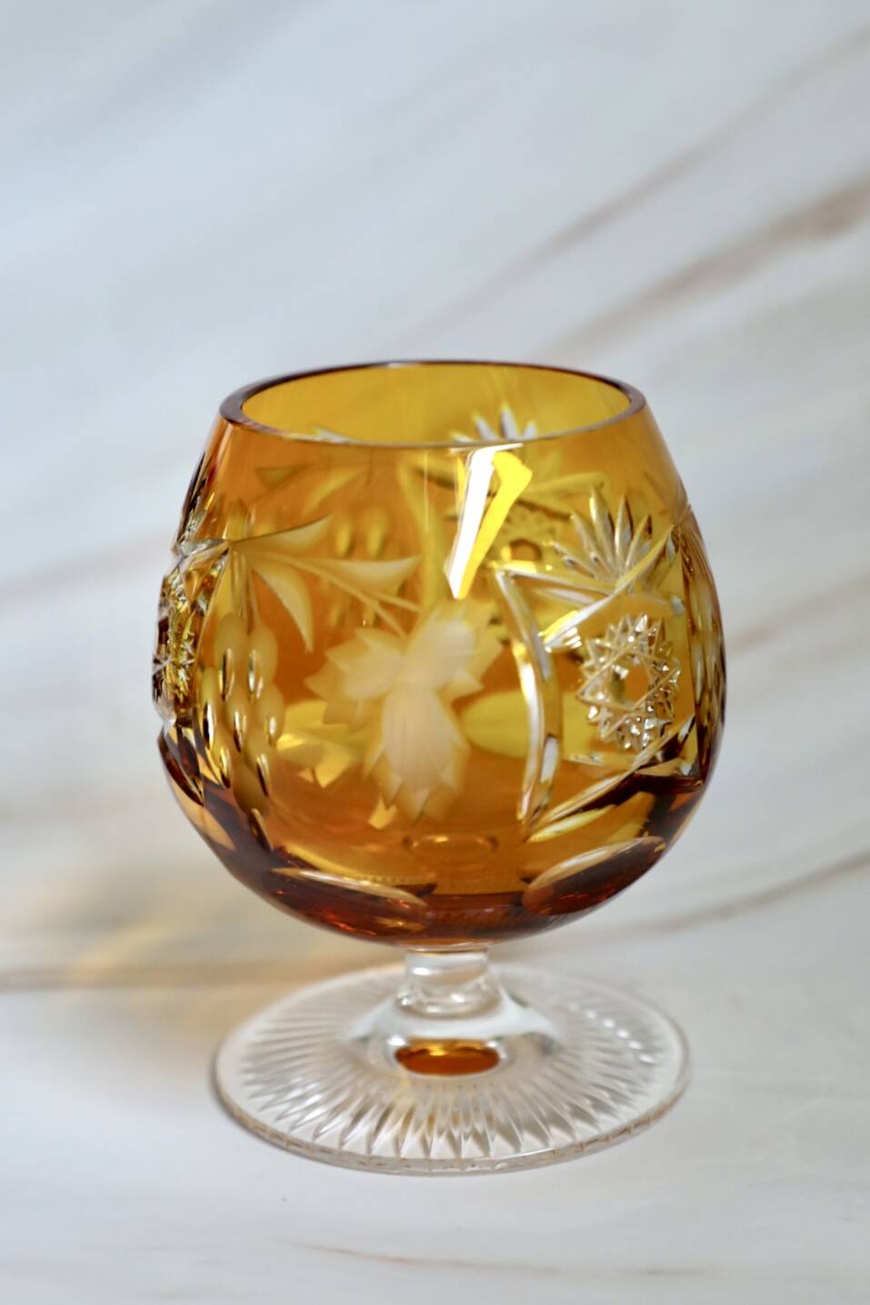 Coloured crystal service