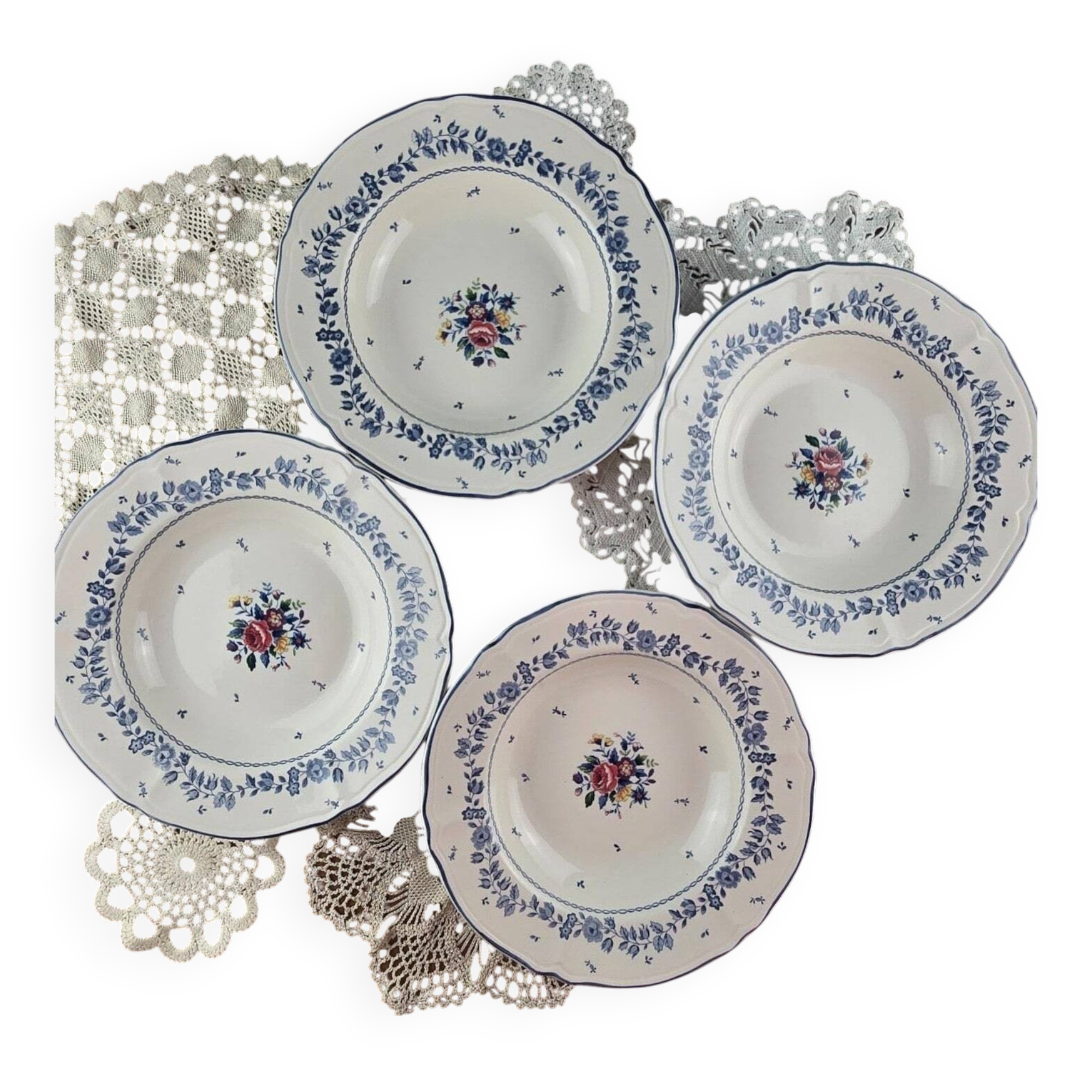 Set of 4 Table Mates soup plates – blue and pink floral design