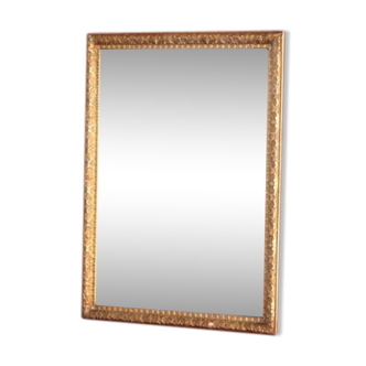 Miroir en stuc doré de style 67 x 52 cm