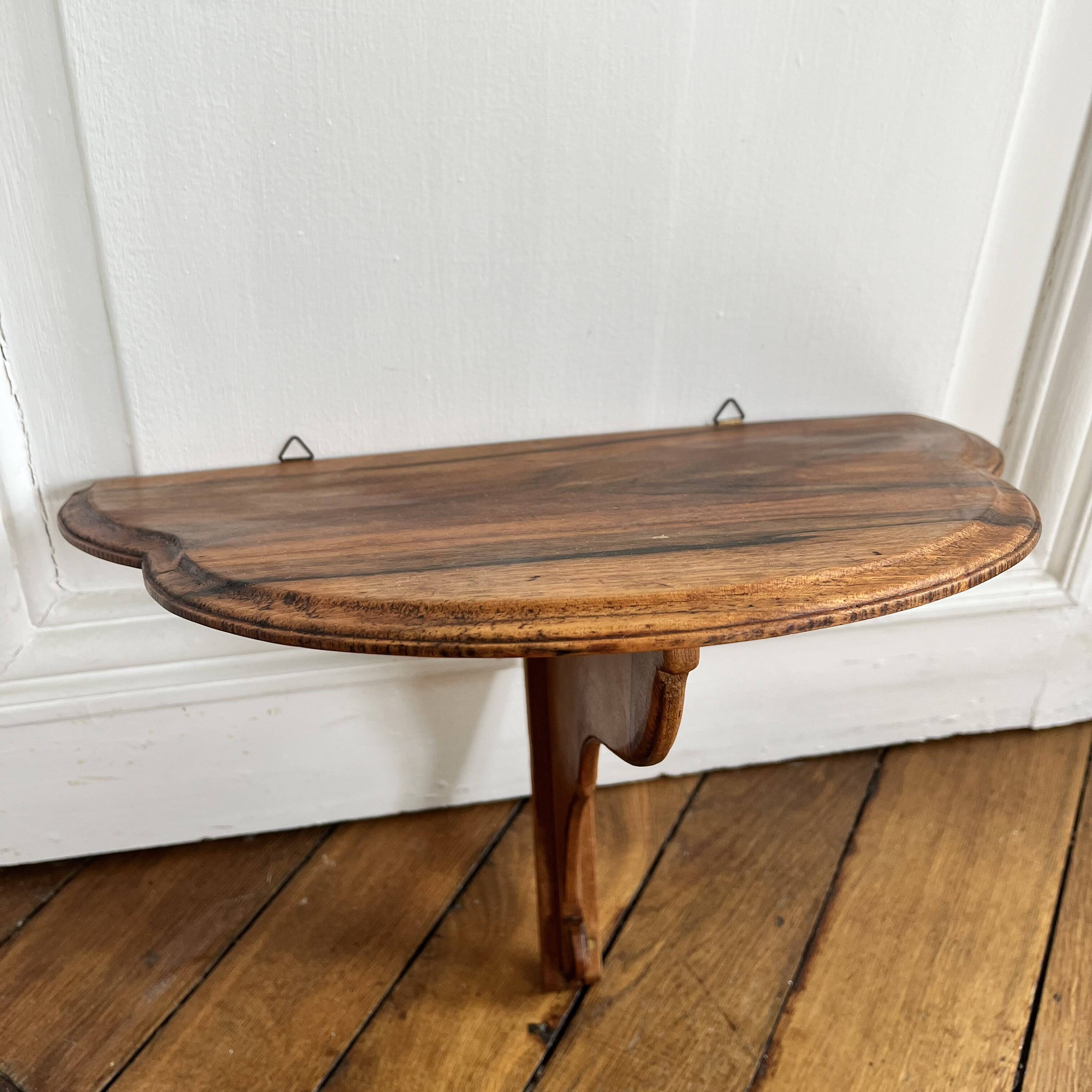 Curved wall console shelf