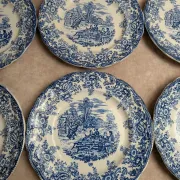 Set of 12 flat plates Terre de fer BP – Blue toile de Jouy pattern