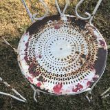 4 wrought iron garden chairs