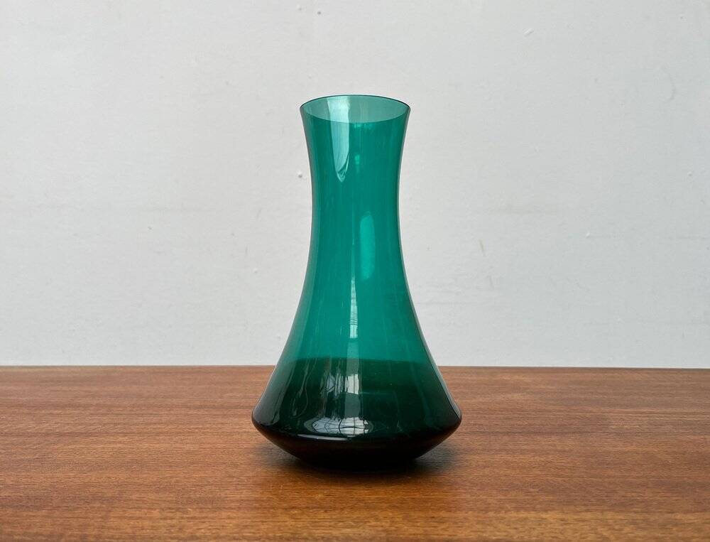 Vase en verre vert allemand du milieu du siècle de Leichlingen Rheinkristall, années 1960