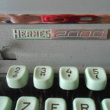 Hermes 2000 typewriter