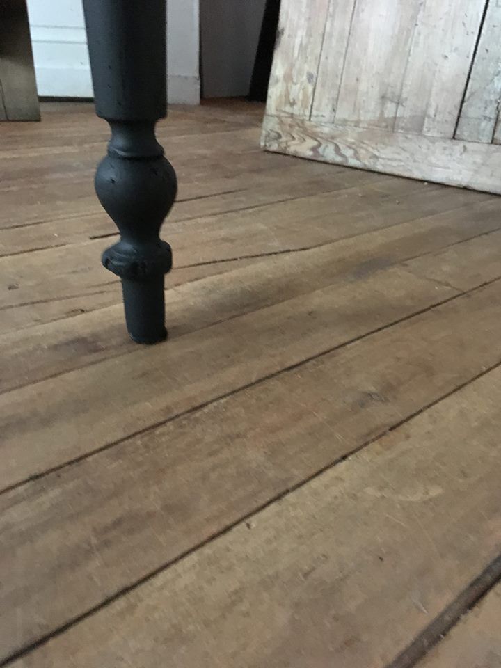 Table vintage solid wood