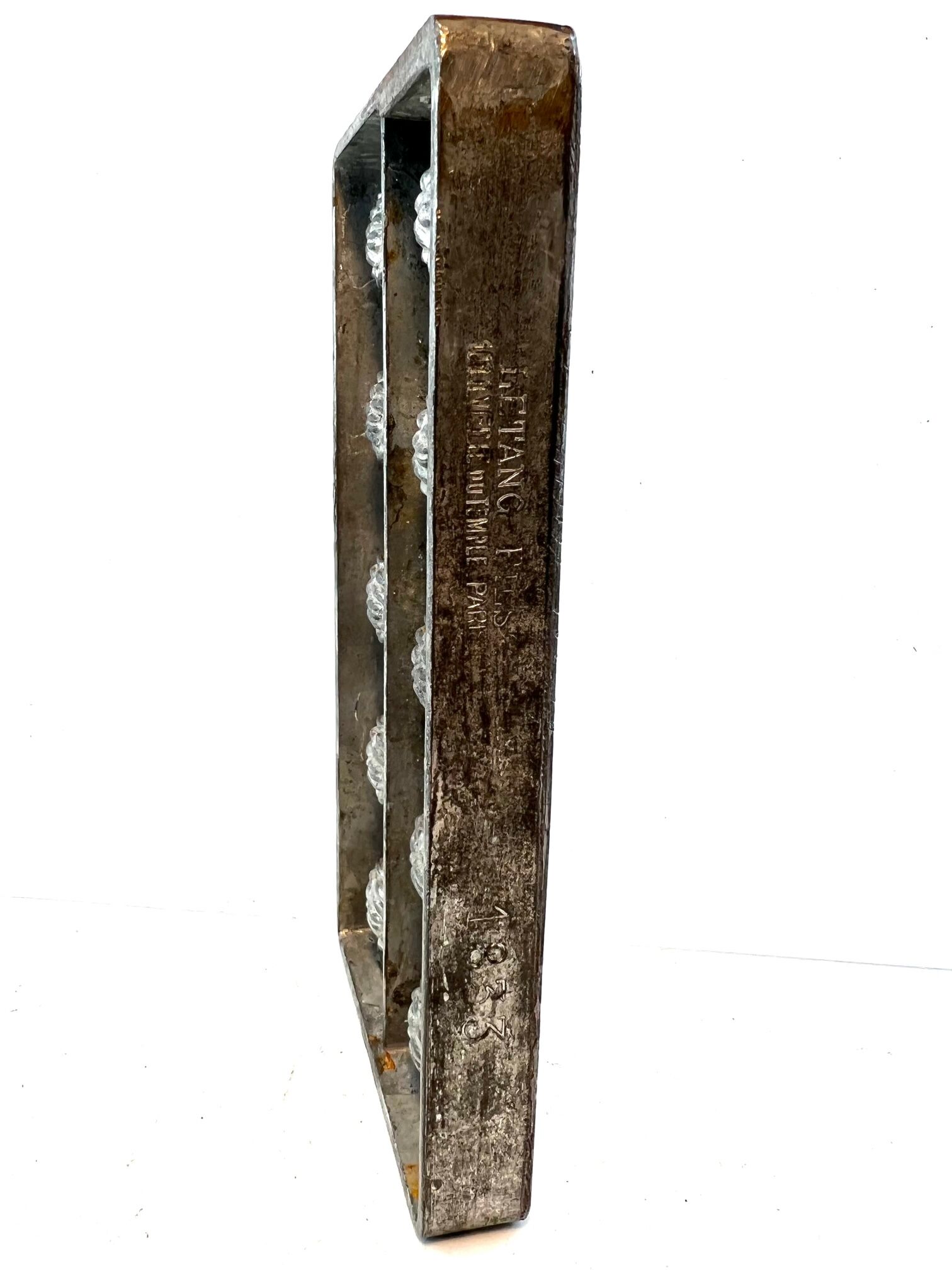 Mold walnut easter chocolatier 17x8,5cm letang fils paris 1950